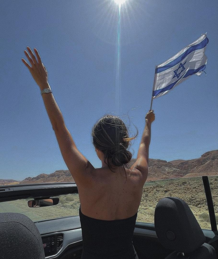 בתל אביב -מעסה לעיסוי מרגיע