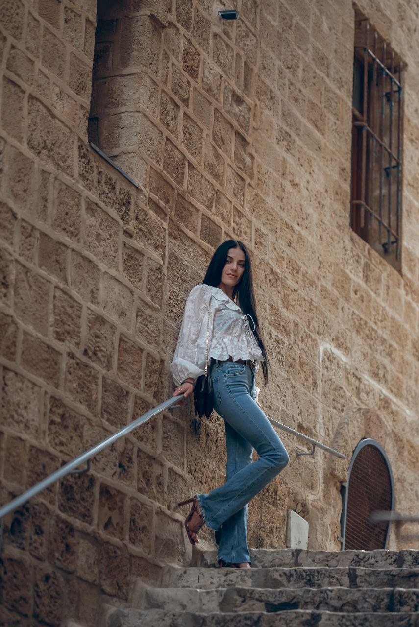 ליזה ספורטיבית בחורה מבינה עניין בת 25 – בתל אביב