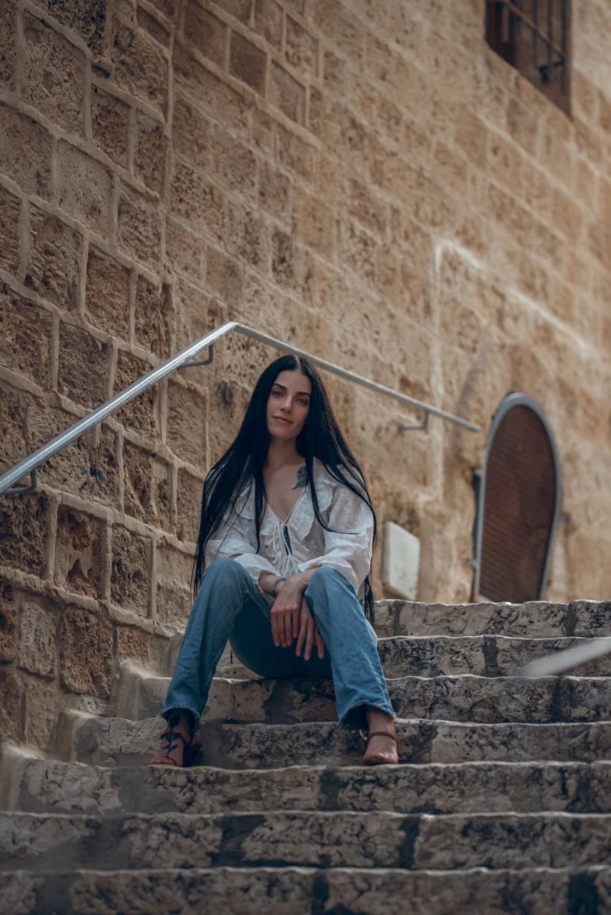 ליזה ספורטיבית בחורה מבינה עניין בת 25 – בתל אביב
