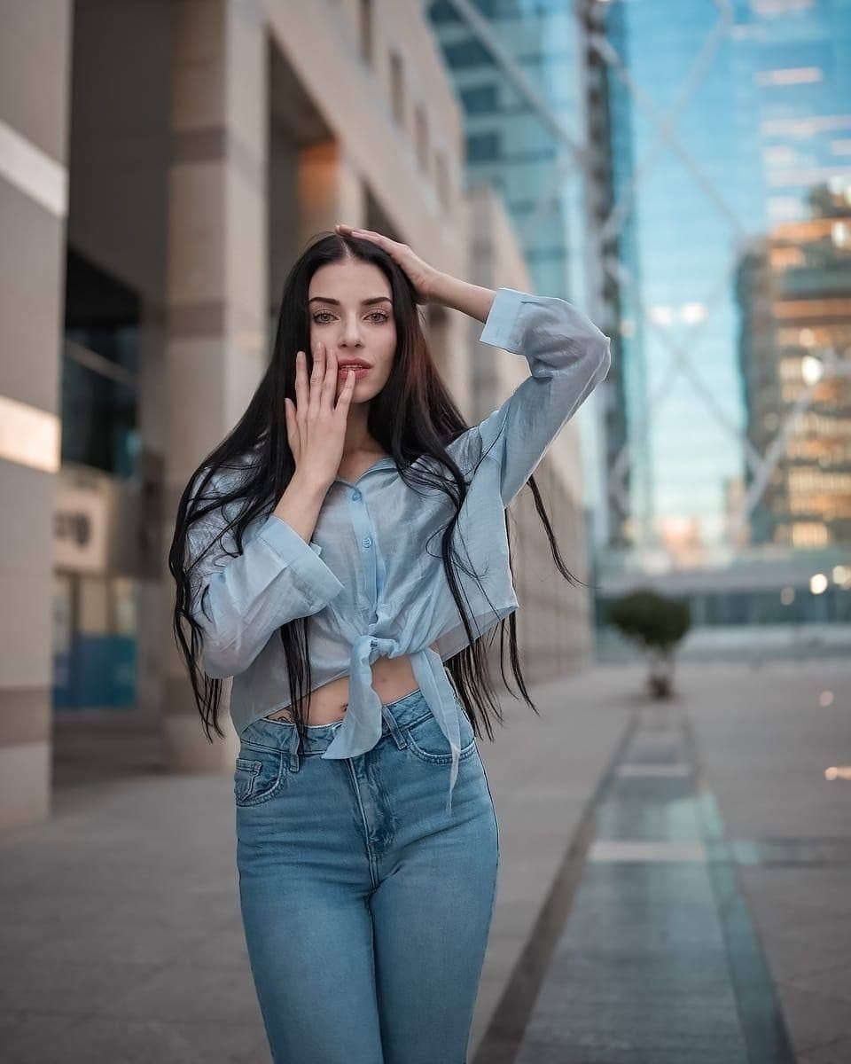 ליזה- רזה מעסה מיוחדת אמיתית בת 25 בתל אביב